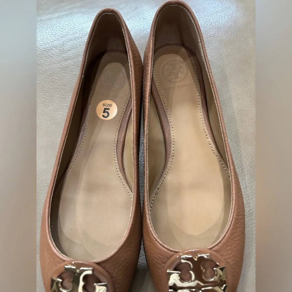Tory Burch Tan Leather Flats with Gold Logo